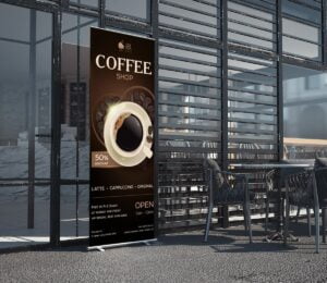 Folia z nadrukiem przed kawiarnią - Mobilna reklama - Drukarnia